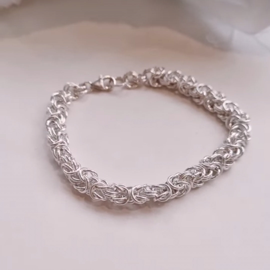 Super Chunky Kings Pattern Bracelet