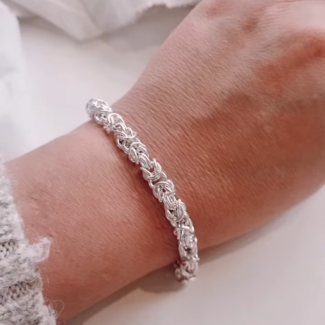 Super Chunky Kings Pattern Bracelet