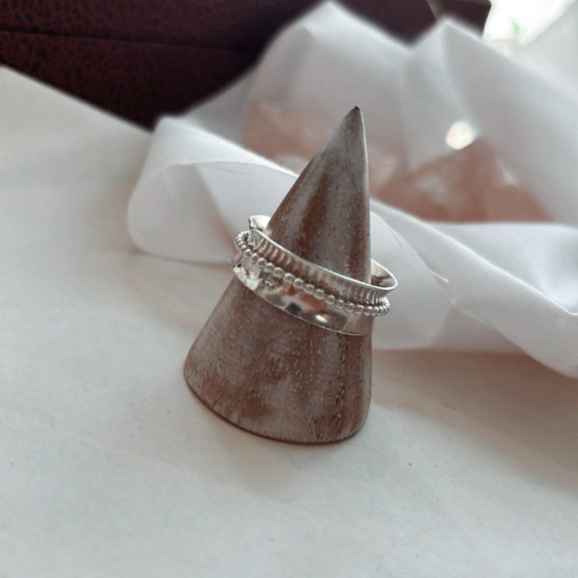 Smooth Silver Spinner Ring