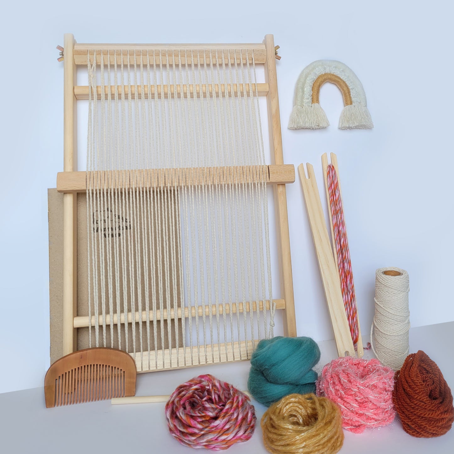 🎨 Introduction to Weaving Workshop 🧵